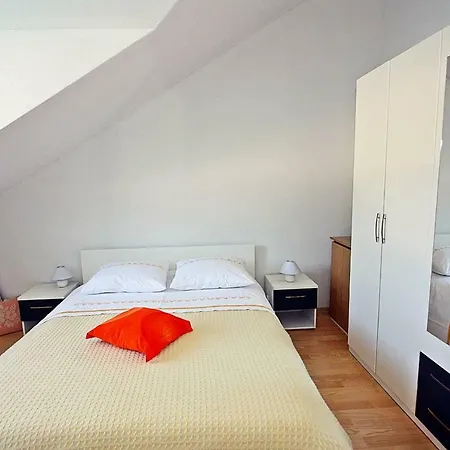 Apartment Nila