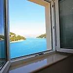 Apartment Nila *