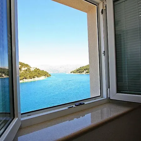 Apartamento Nila *